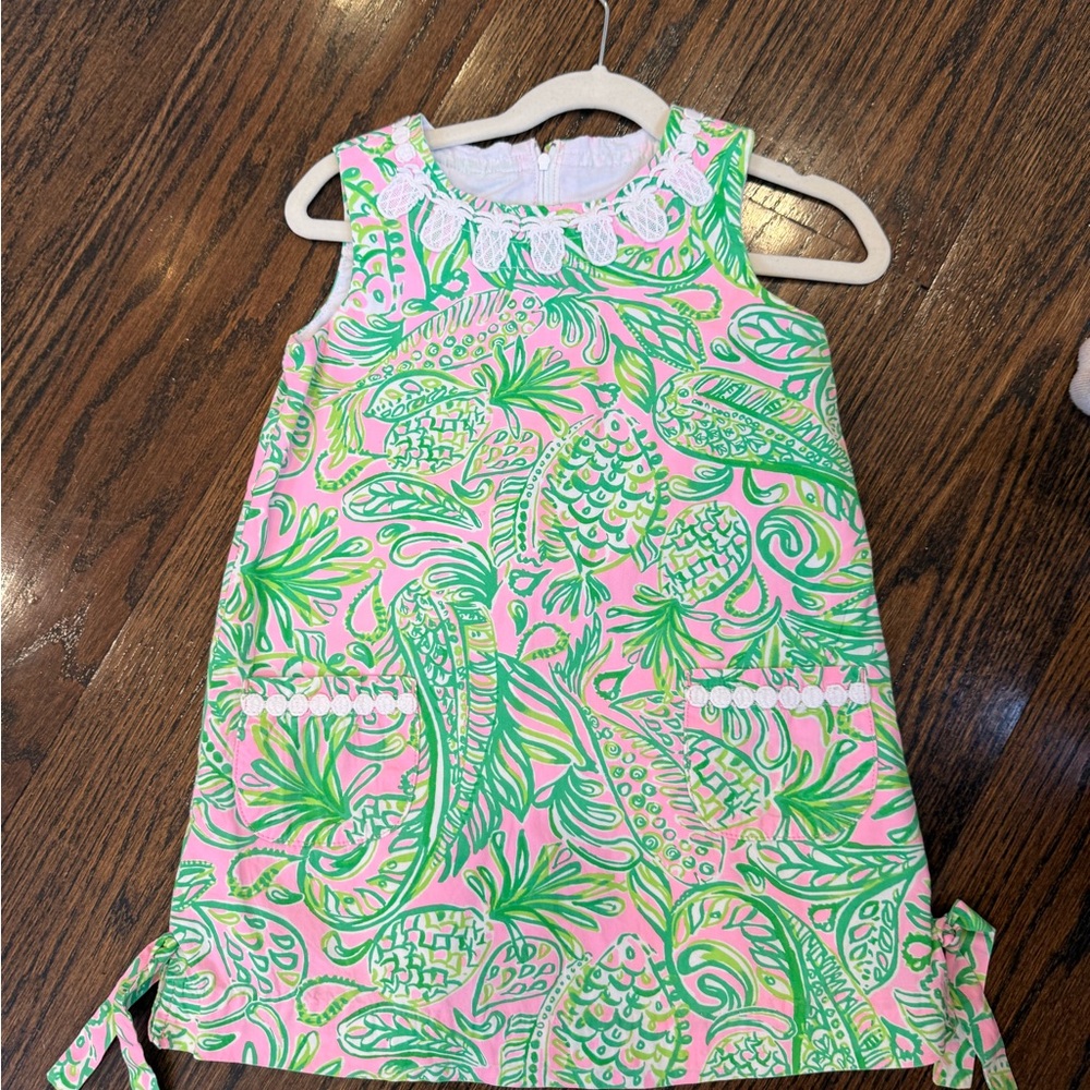 Lilly Pulitzer Pink Dress with Green Tropical Print - Size 5